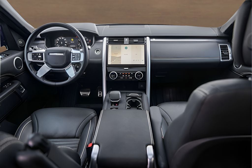 2024 Land Rover Discovery Metropolitan Edition