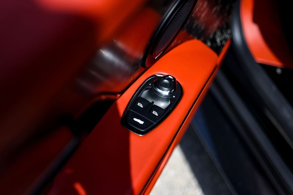 2019 Aston Martin DBS Superleggera