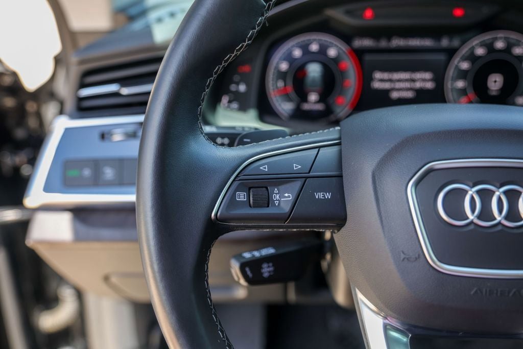 2022 Audi Q8 55 Premium quattro