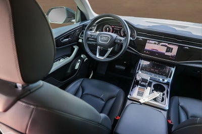 2022 Audi Q8 55 Premium quattro