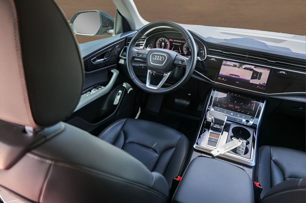 2022 Audi Q8 55 Premium quattro