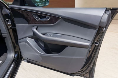 2022 Audi Q8 55 Premium quattro