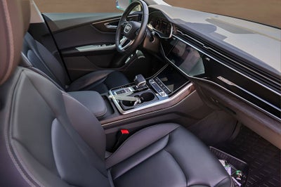 2022 Audi Q8 55 Premium quattro