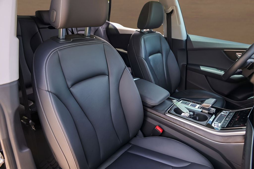 2022 Audi Q8 55 Premium quattro