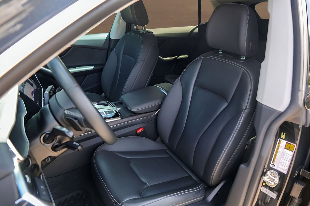 2022 Audi Q8 55 Premium quattro