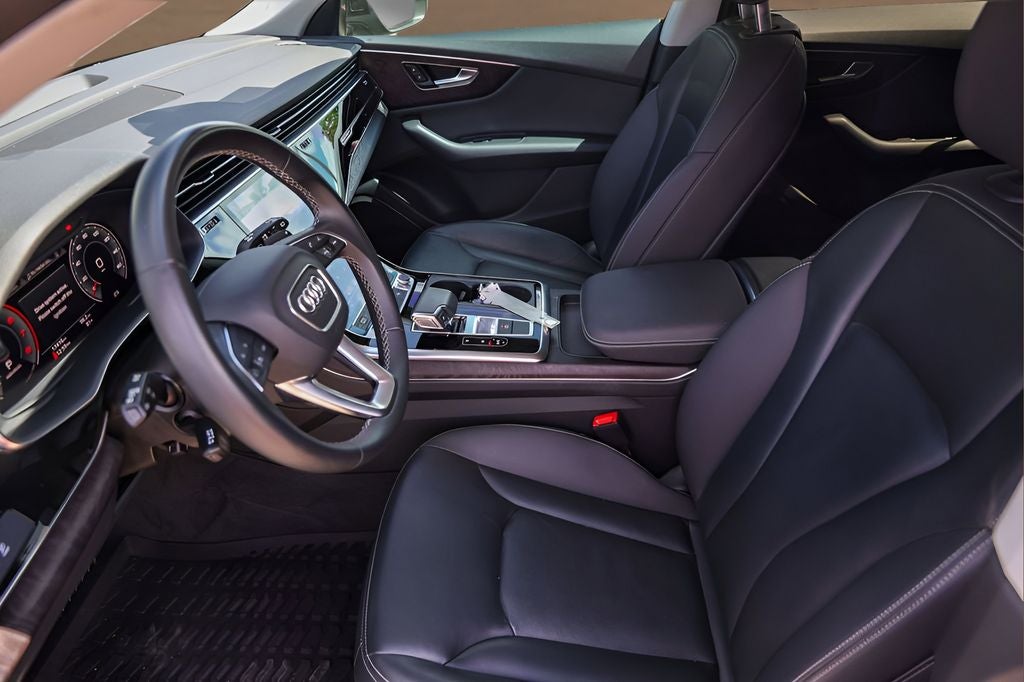 2022 Audi Q8 55 Premium quattro