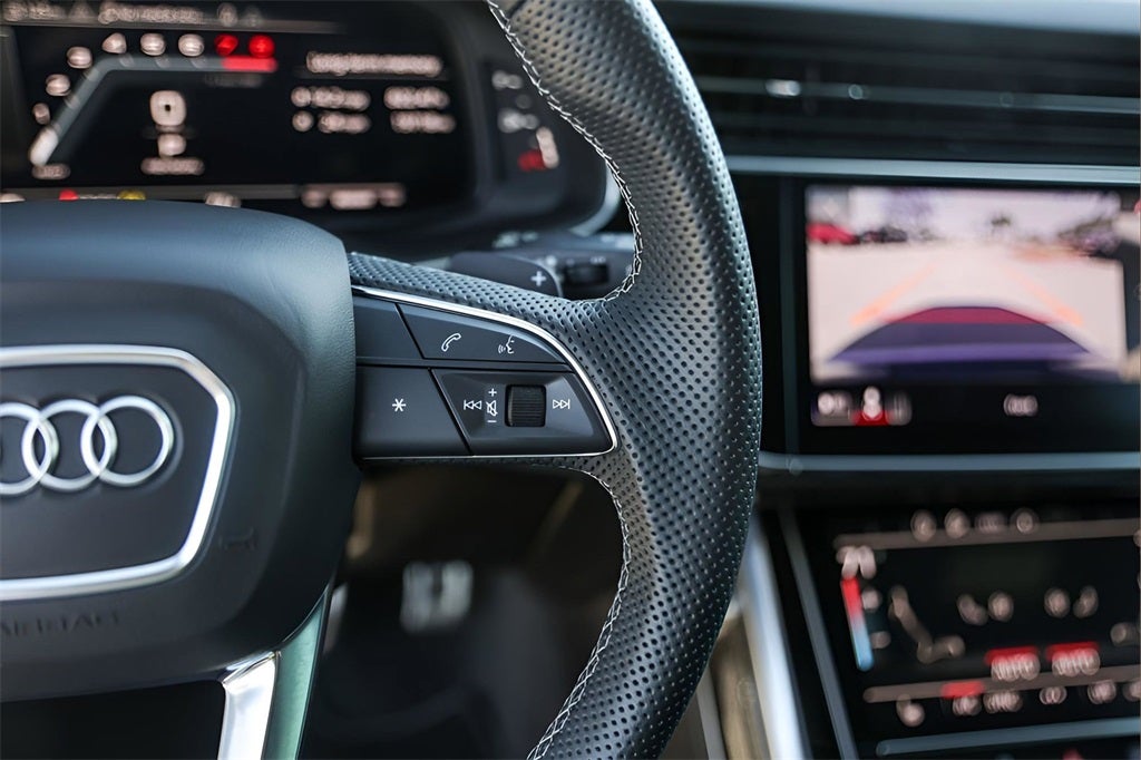 2023 Audi SQ7 Premium Plus quattro