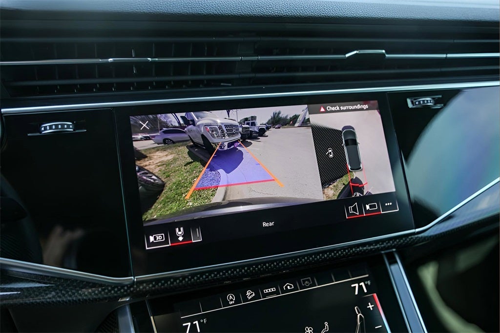 2023 Audi SQ7 Premium Plus quattro