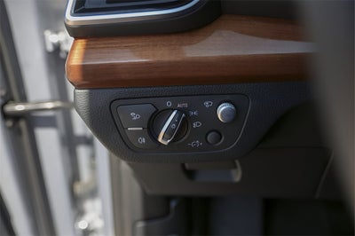 2023 Audi Q5 45 S line Prestige quattro