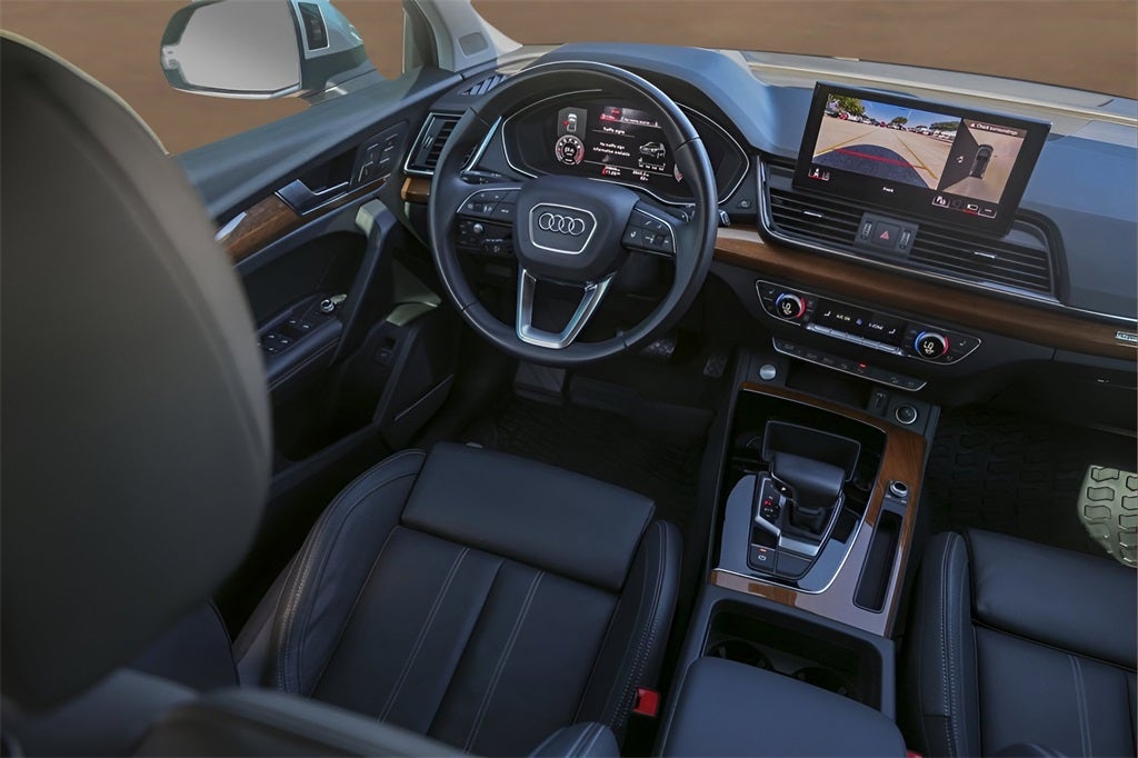 2023 Audi Q5 45 S line Prestige quattro