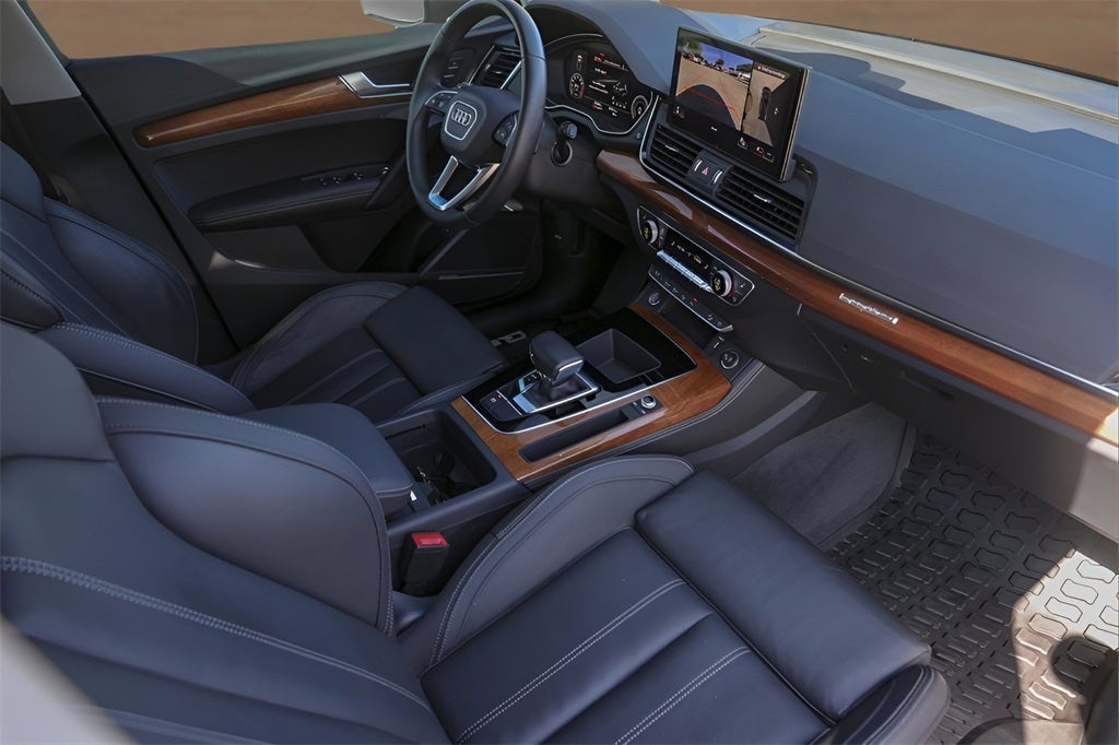 2023 Audi Q5 45 S line Prestige quattro