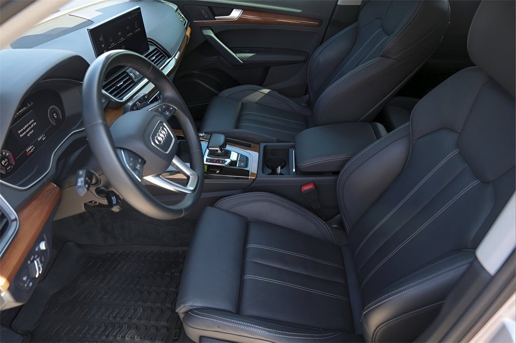 2023 Audi Q5 45 S line Prestige quattro