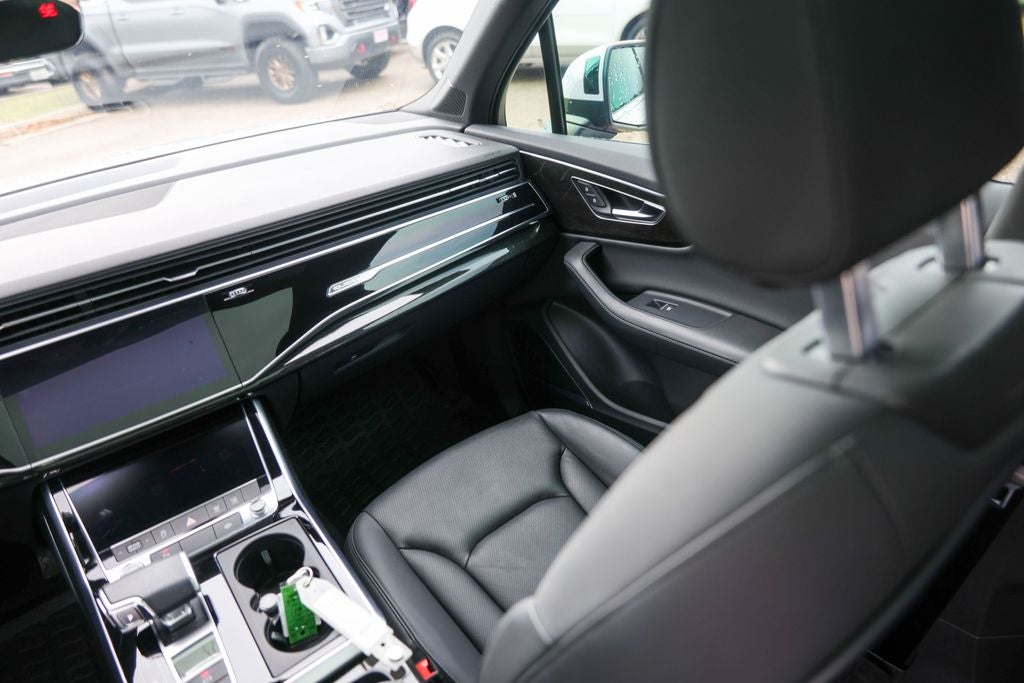 2021 Audi Q7 55 Premium Plus quattro