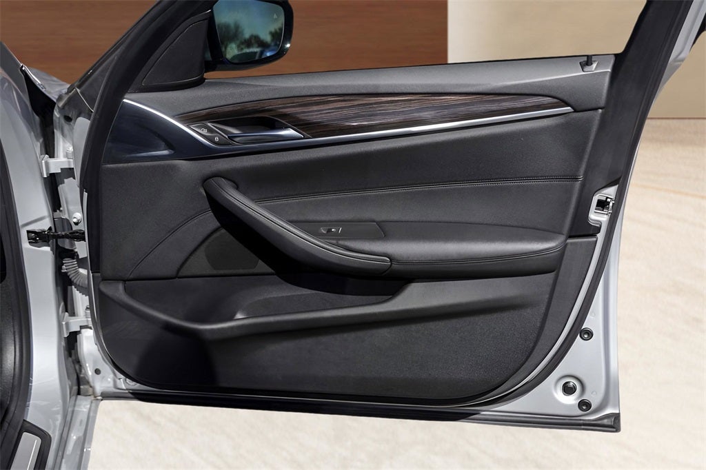 2019 BMW 5 Series 530i