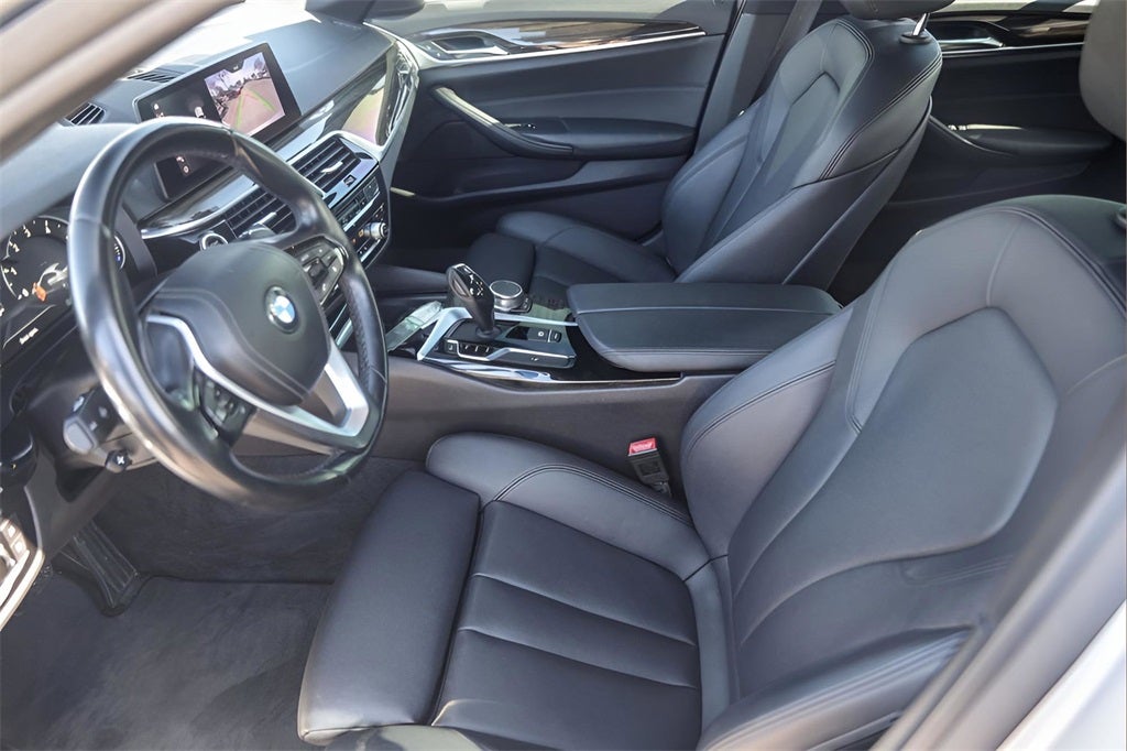 2019 BMW 5 Series 530i
