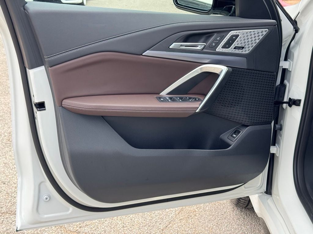 2025 BMW X1 M35i