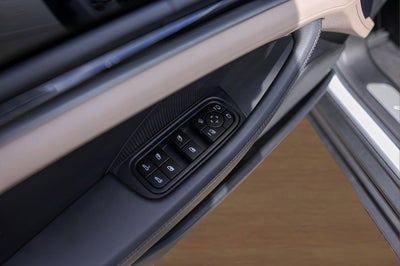 2024 Porsche Panamera Base