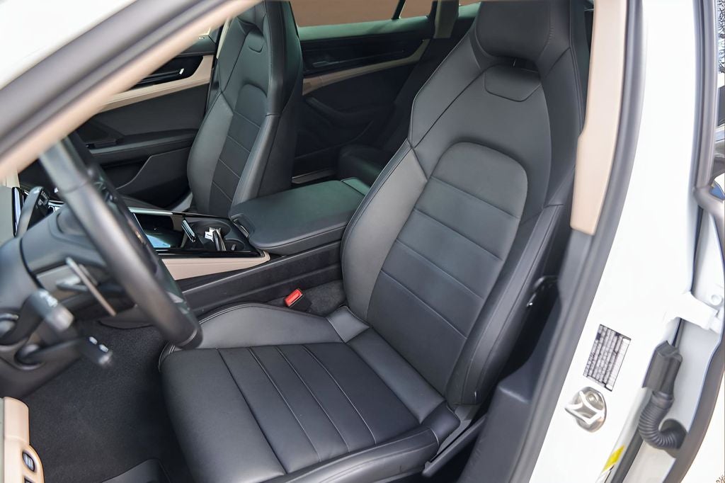 2024 Porsche Panamera Base