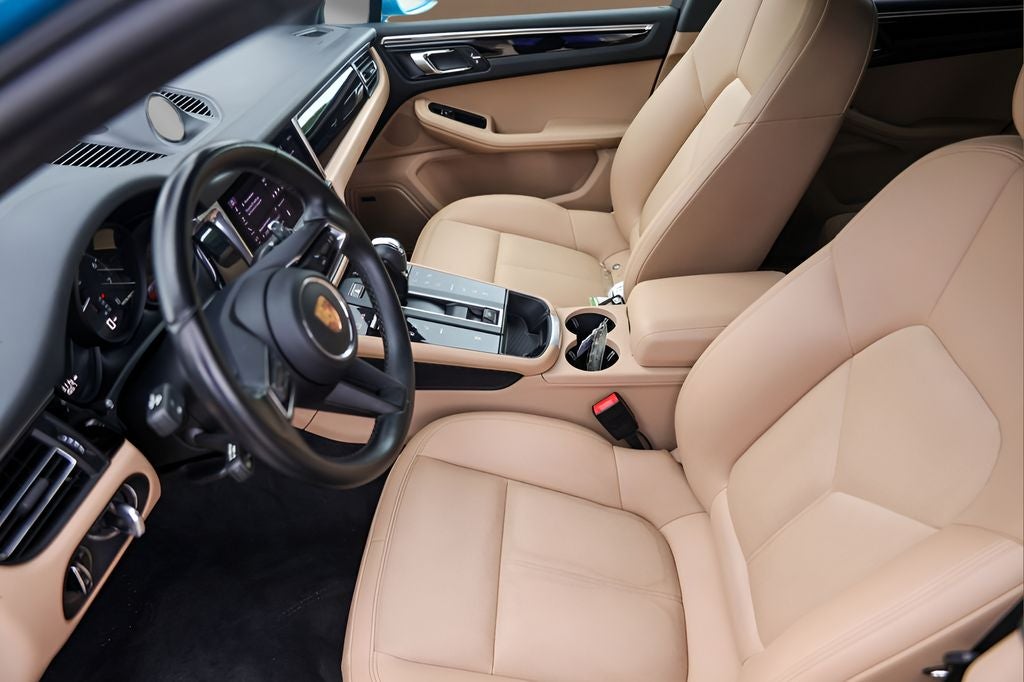 2022 Porsche Macan Base