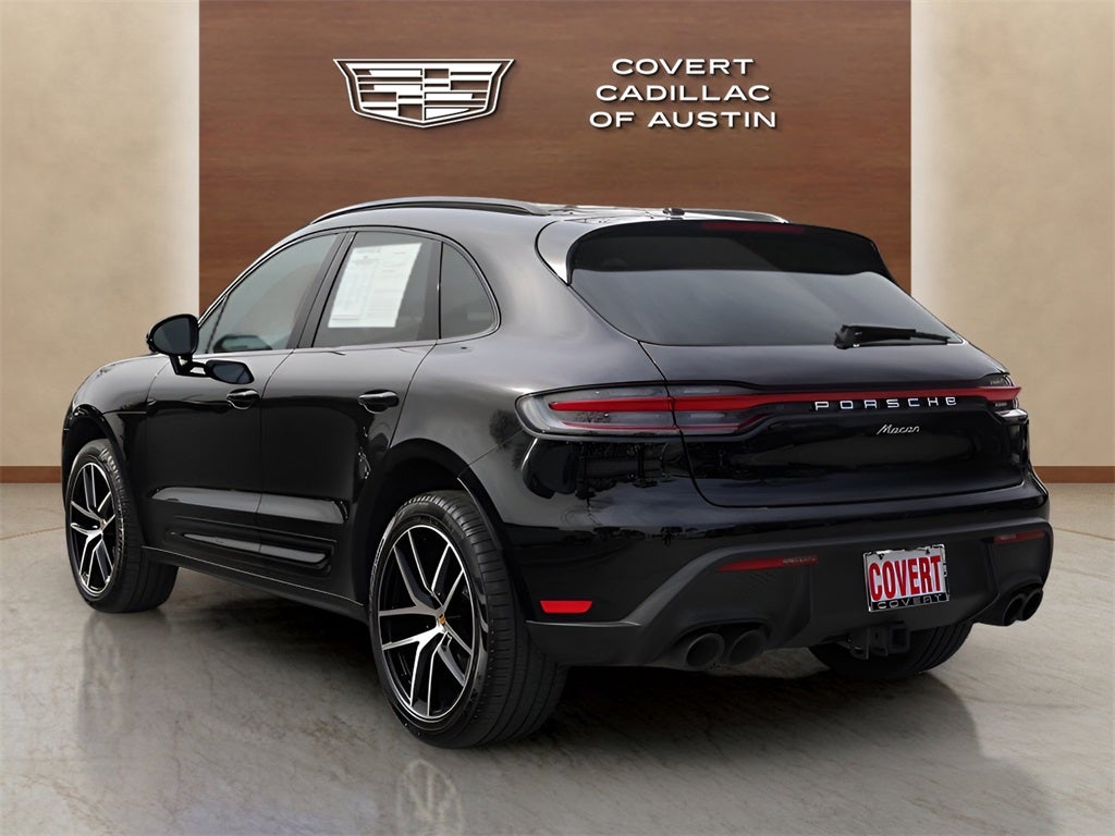 2025 Porsche Macan Base