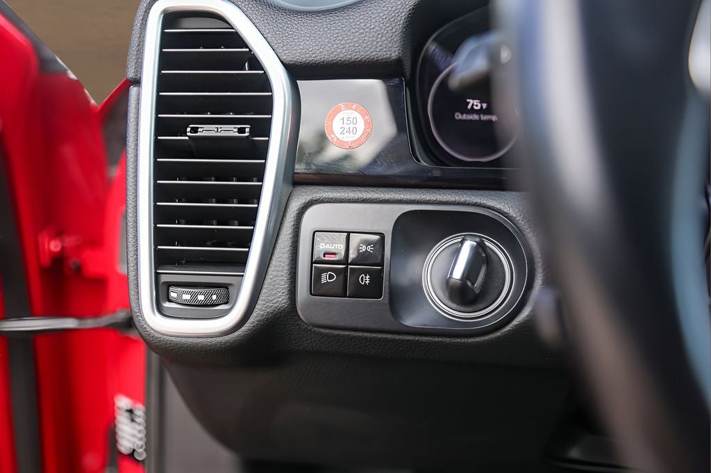 2021 Porsche Cayenne Base