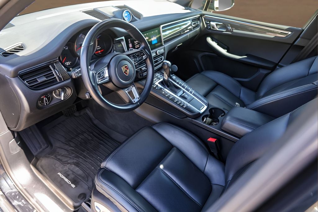 2020 Porsche Macan S