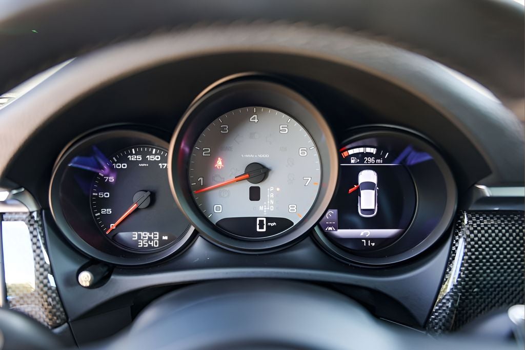 2020 Porsche Macan S