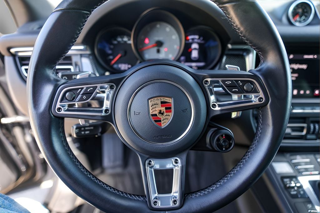 2020 Porsche Macan S