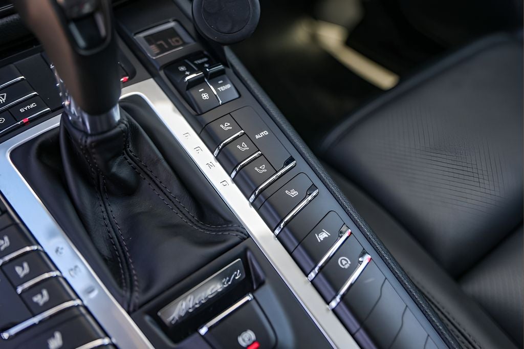 2020 Porsche Macan S