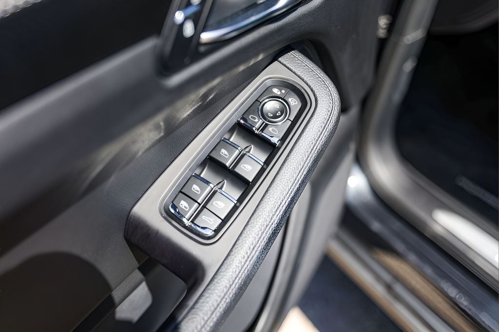 2020 Porsche Macan S