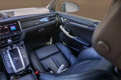 2020 Porsche Macan S