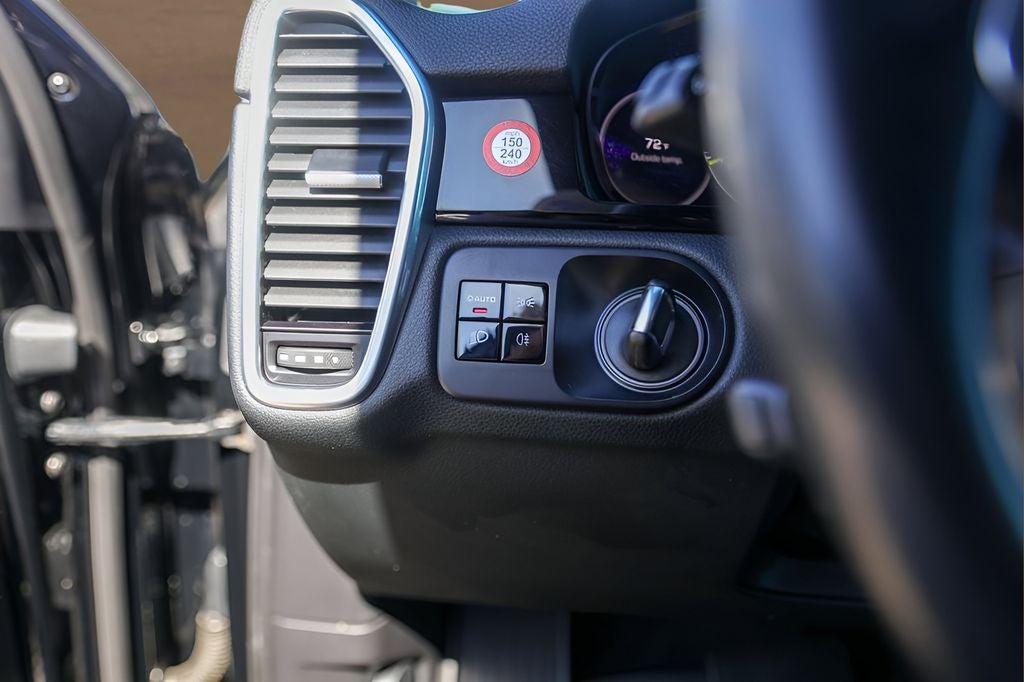 2020 Porsche Cayenne E-Hybrid Base