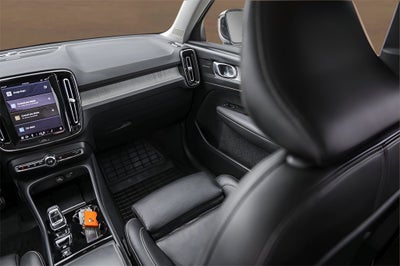 2024 Volvo XC40 Ultimate