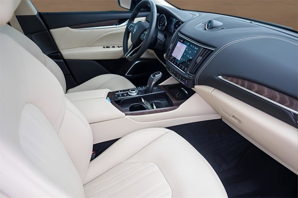 2022 Maserati Levante Modena