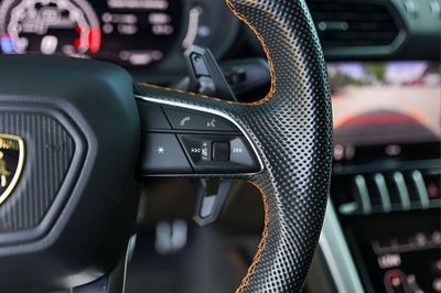 2020 Lamborghini Urus Base