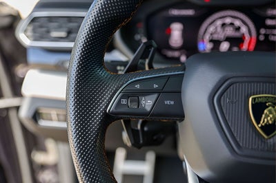 2020 Lamborghini Urus Base