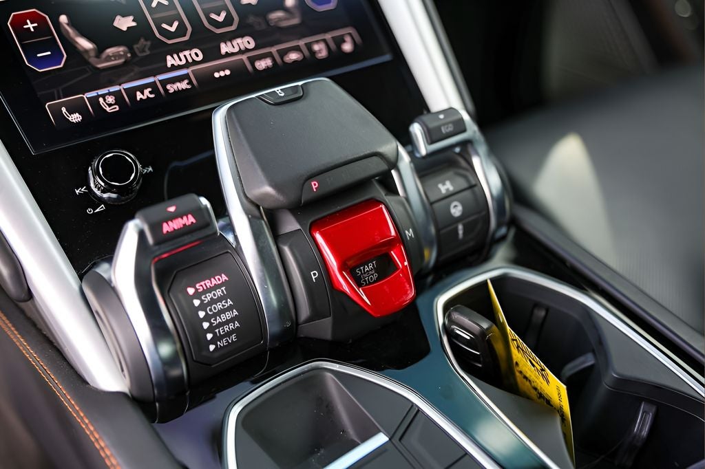 2020 Lamborghini Urus Base