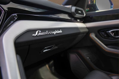 2020 Lamborghini Urus Base