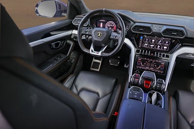 2020 Lamborghini Urus Base