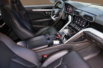 2020 Lamborghini Urus Base