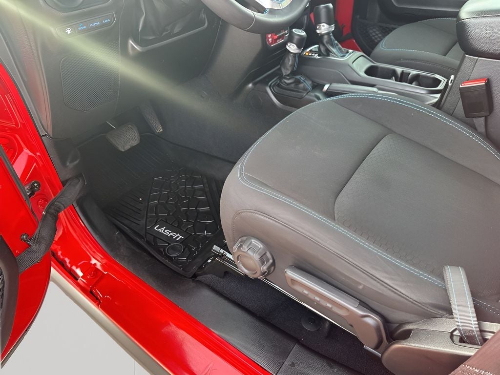 2023 Jeep Wrangler Base