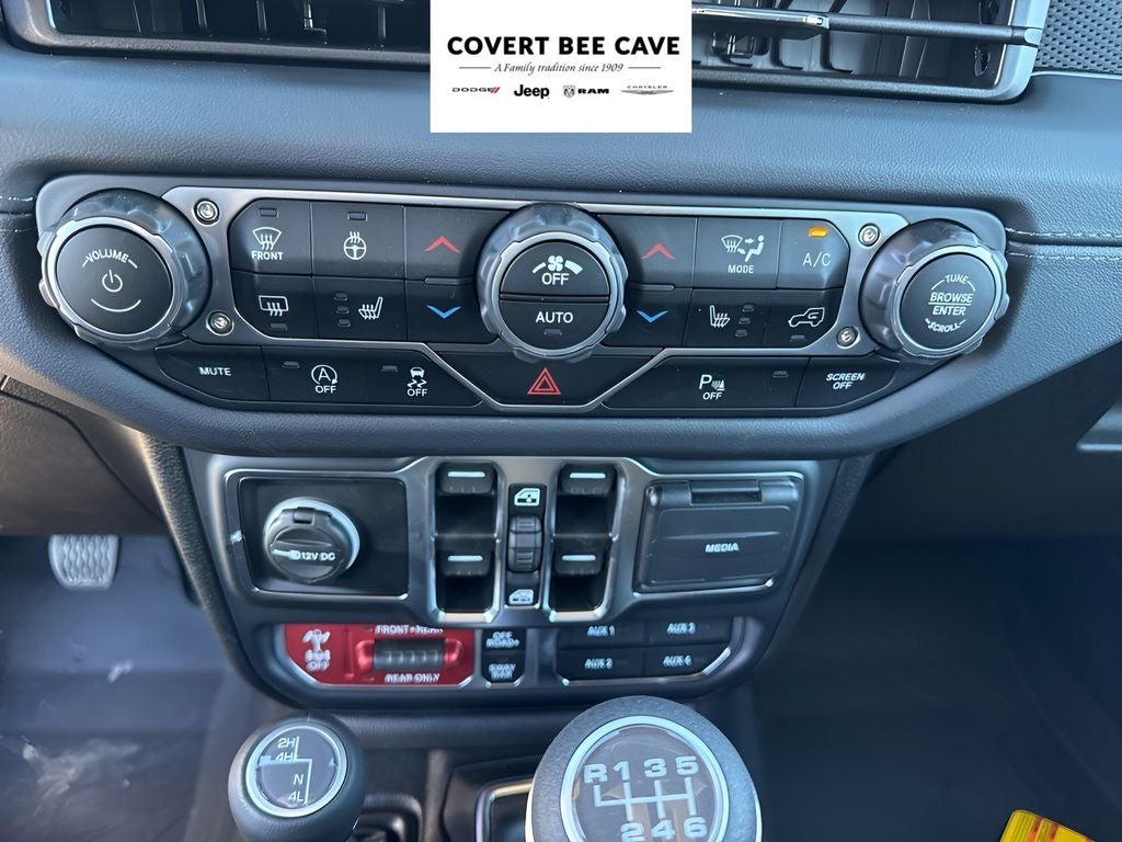 2025 Jeep Wrangler Rubicon X