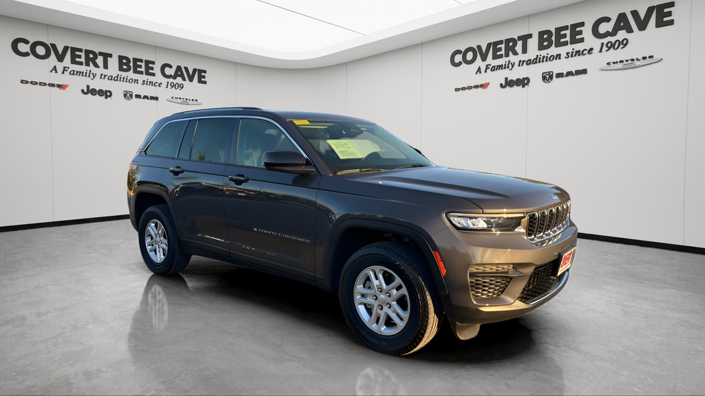 2022 Jeep Grand Cherokee Laredo