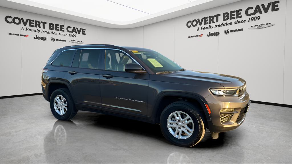 2022 Jeep Grand Cherokee Laredo