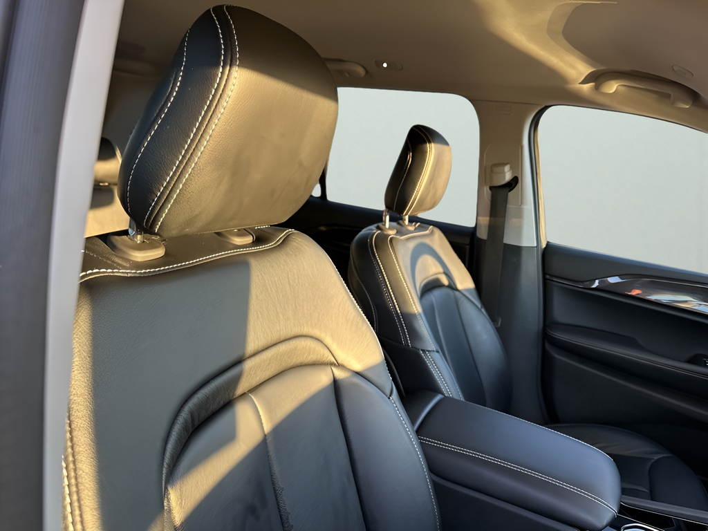 2022 Jeep Grand Cherokee Laredo