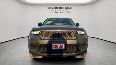 2022 Jeep Grand Cherokee Laredo