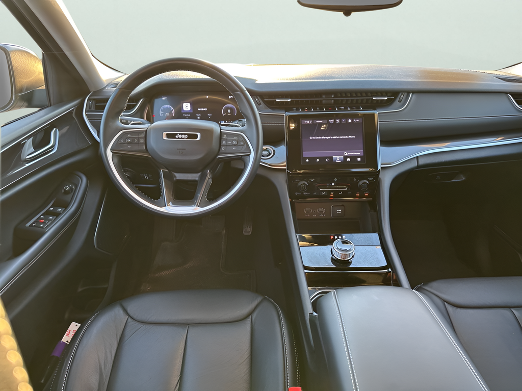 2022 Jeep Grand Cherokee Laredo