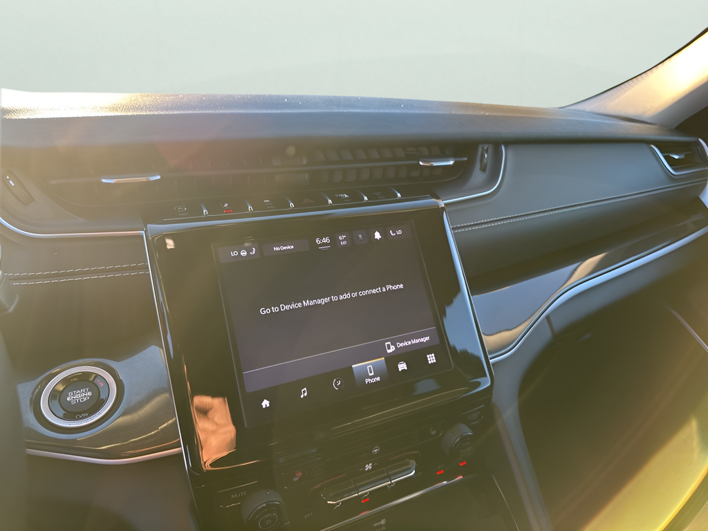 2022 Jeep Grand Cherokee Laredo