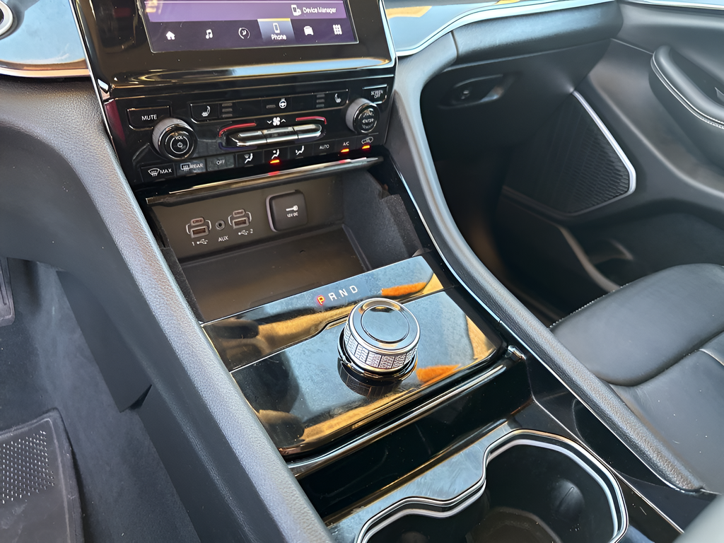 2022 Jeep Grand Cherokee Laredo