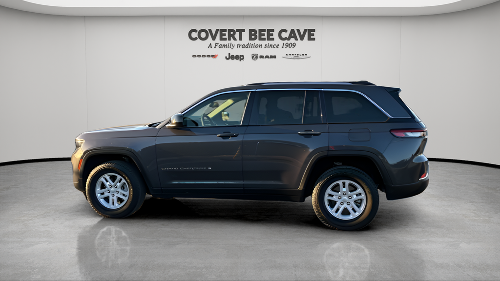 2022 Jeep Grand Cherokee Laredo